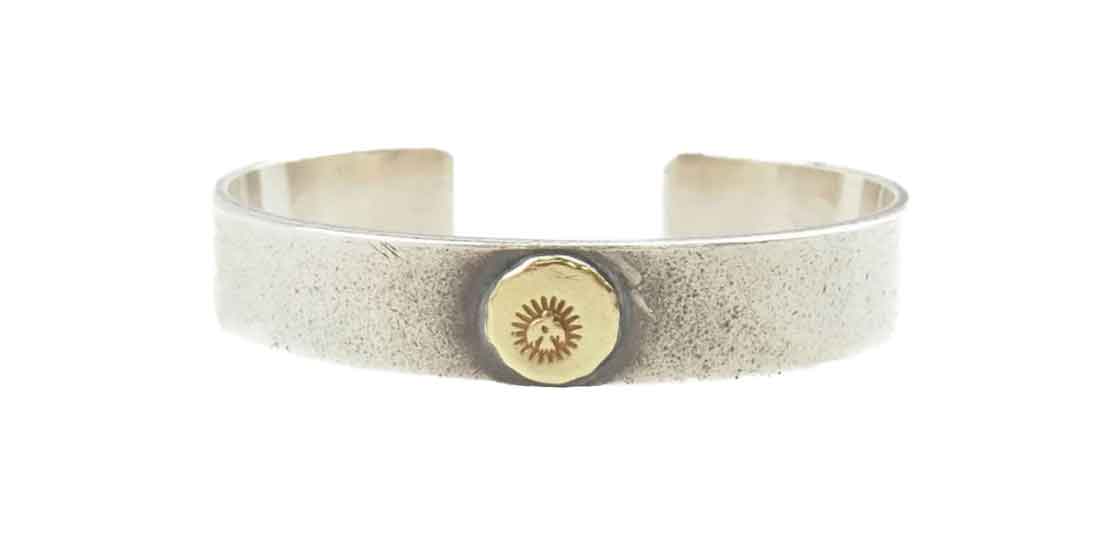 ウィングロック K18 メタル付き 平打ち バングル ブレスレット 買取実績