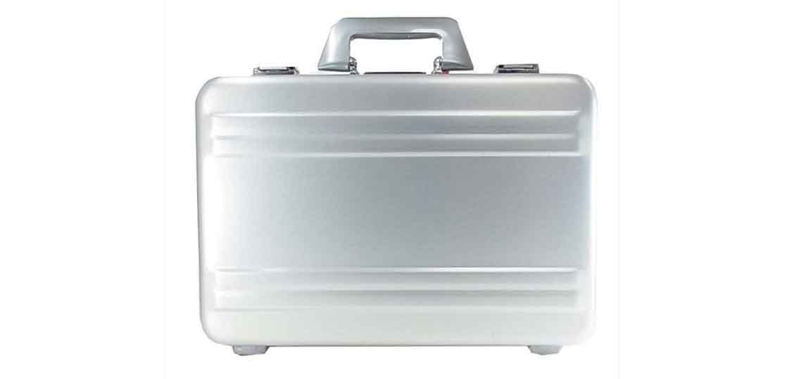 ゼロハリバートン シルバー ダイヤルロックトランク アルミアタッシュケース 買取実績